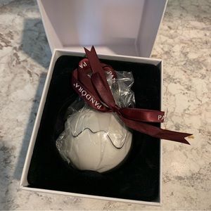 2018 Pandora Collectors Christmas Ornament snowball in original box